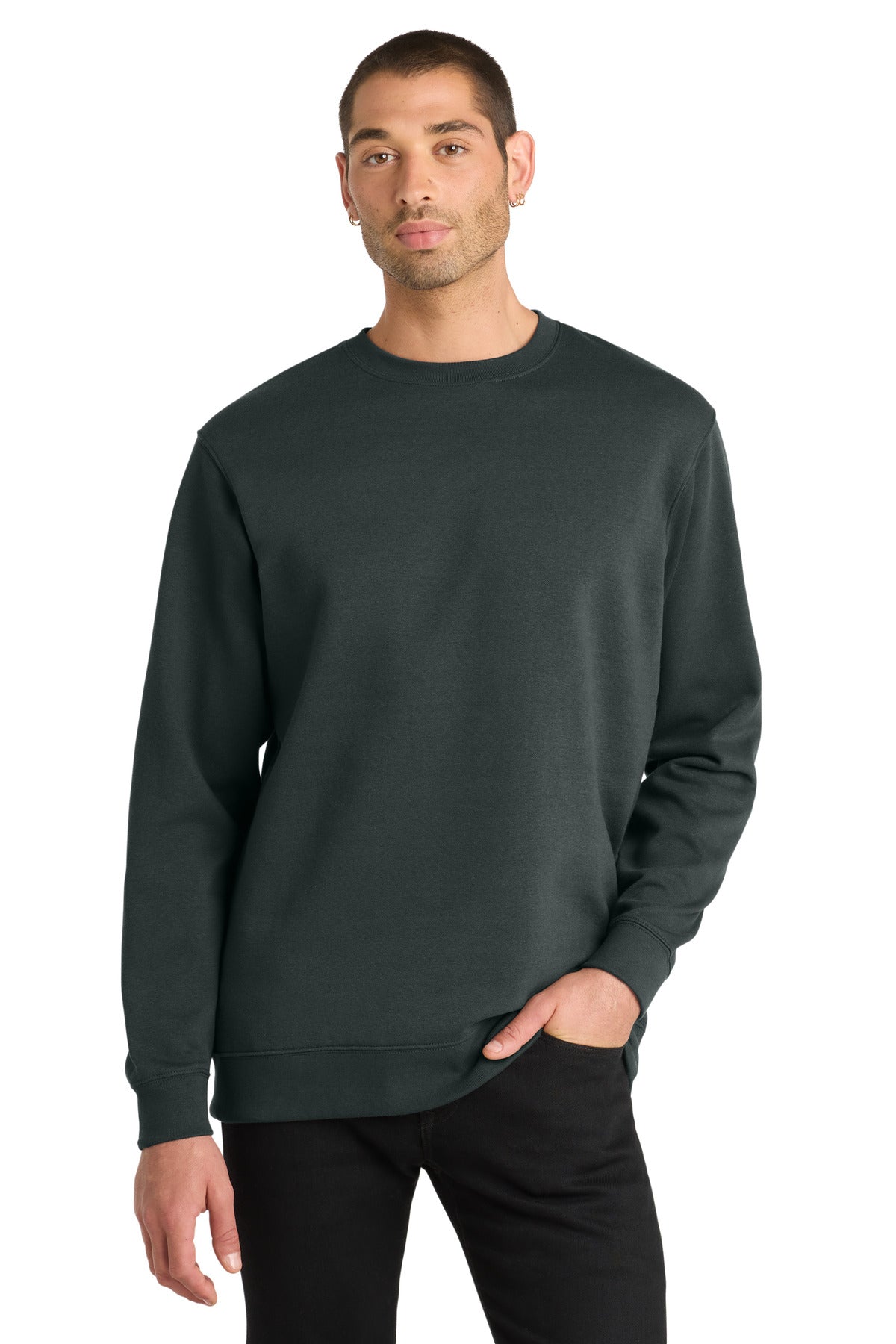 District V.I.T. Fleece Crew DT6104