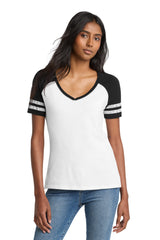 District Women's Game V-Neck Tee DM476