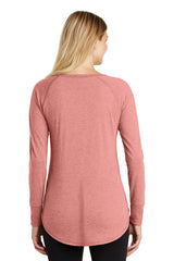 District Women's Perfect Tri  Long Sleeve Tunic Tee DT132L